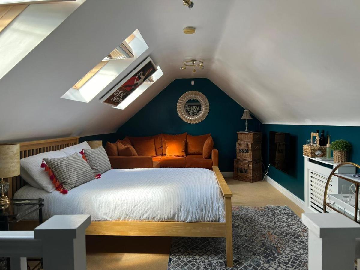 Boutique Shrewsbury Suites מראה חיצוני תמונה