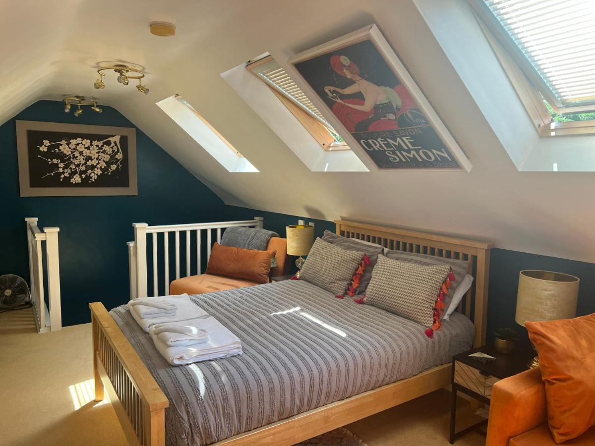 Boutique Shrewsbury Suites מראה חיצוני תמונה